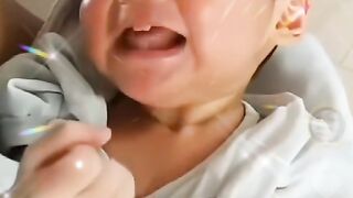 Bayi lucu????????????????????