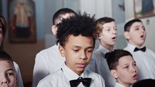 Funnyfuzzy - a boy stopped singing | Trending HD Video