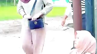 Poor Woman Lost the Bottle… But What Happened Next Made Her Smile ????❤️