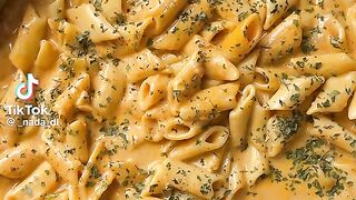 Creamy pasta