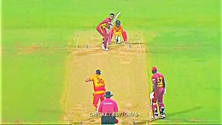 Hetmyer back to back sixes of the bowling of cremer