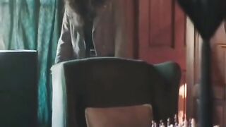 Love me bite me E13