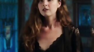 Love me bite me E19