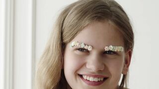 Funnyfuzzy - woman with flowers on her eyebrows | Trending HD Video