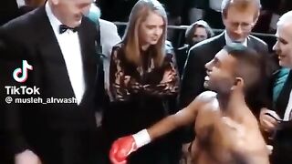 الملاكم اليمني نسيم حميد