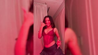 Indian Girl Sana Jain Dance
