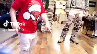 Watch until the end, you won't regret it! This is 1 in a billion! ????