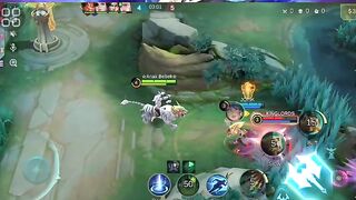 Once in a war, it rains arrows non-stop! ????????