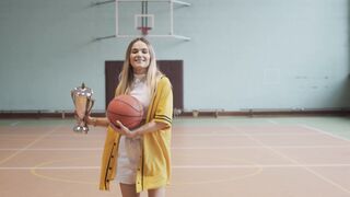 Sportsgirl | Trending HD Video
