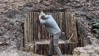 “Alone Against the Snowstorm – Building a Shelter to Survive the Wild