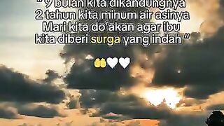 9 bulan kita dikandungnya, 2 tahu kita minum air asinya ☺️ Semoga ibu kita menjadi ahli surga ????  #story #ibu #fypviralシ #reelschallenge #love