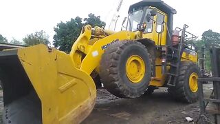 Dooser komatsu Bigger