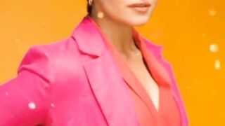 Zara Noor Abbas Fans Can’t Ignore This Look ❤️