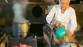 Sejauh apa pun merantau, kampung tetap jadi tempat pulang.. #suasanapedesaan  #suasanajamandulu  #kampunghalaman