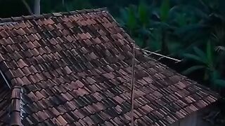 "Tak ada yang mewah dari hidup kami dulu, tapi hangatnya waktu bersama membuat semuanya terasa cukup.
