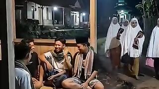 Era 80/90-an: selesai tarawih, lanjut nongkrong sampai Sahur ???? #nostalgia #familyfriendly