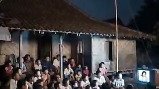Terlihat menyedihkan tapi disaat itu rasanya bahagia sekali.. #nostalgia #tempodoeloe #fyp