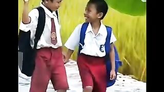 Masa kecil kami bahagia ???????????? #nostalgia #loved #worship #fyp
