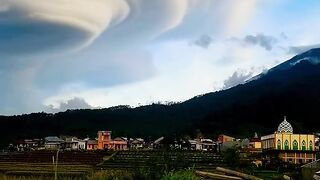 View gunung slamet