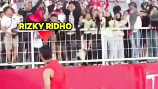 Rizky Ridho Menemui Fans dan Berfoto Bersama ????