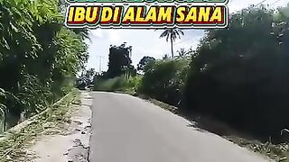 setenang itukah ibu di alam sana