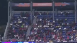 Finn Allen brilliant six over mid wicket of the bowling of jofra Archer