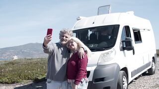 Travelon - vacation couple taking selfies | Trending HD Video