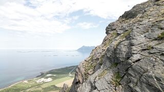 travelite - id | Trending HD Video