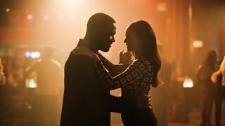 One Dance (feat. Wizkid & Kayla) - Drake
