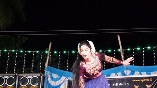 Dekho Meri Jaan Dance