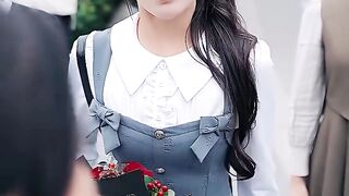 Ditabrak Idola Kampus, Aku Jadi Rebutan Episode 07