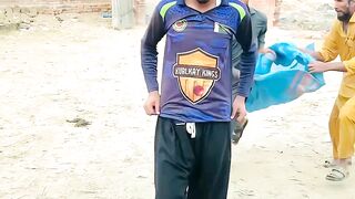 aisa kyun Kiya (1141)#funnyvideos #nadeemfunny #comedy #comedymove #funnujokes.mp4