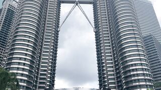 Travelpro - petronas twin towers in malaysia | Trending HD Video