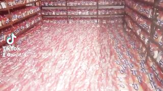 Food sheer mall decuretion