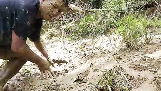 Looking for fish or eel.. Thanks for watching..!! 2