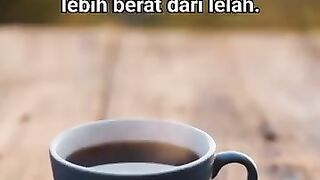 Sabar sering diuji saat langkah terasa berat. Kopi mengingatkan, tenang itu tumbuh dari proses. #InspirasiKopi #Inspirasi #Kopi