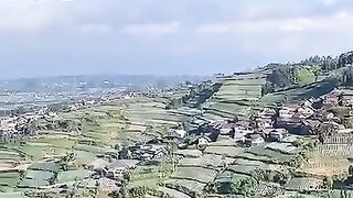 Pemandangan Gunung dan Lautan Awan dari Dukuh Tumut, Jrakah, Selo, Boyolali, Jawa Tengah #keindahanalam #selo #boyolali