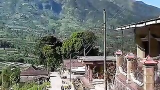 Pesona Gunung Merapi di saat cerah. dari Desa Jrakah, Selo, Boyolali, Jawa Tengah #keindahanalam #gunungmerapi