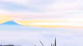 Pemandangan Gunung Merapi dan Gunung Merbabu dengan Lautan Awan #keindahanalam #lautanawan