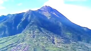 Pemandangan Alam Lereng Gunung Merapi dari Selo Boyolali #keindahanalam #gunungmerapi