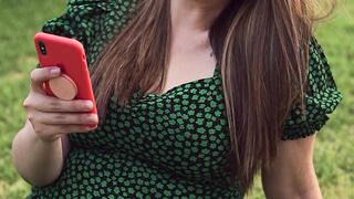 The Pioneer Woman - woman using mobile phone | Trending HD Video