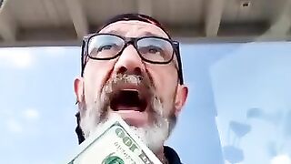 Hello everyone I am single and 81 years old,from Germany.,I am looking for a wife i will support and give what her want