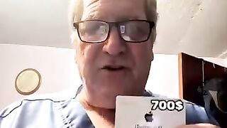 Hi everyone, i have 700 $ ,i am looking for a girl I will give my money