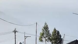 Pantesan tidak pernah sepi pengunjung, seperti inilah suasana pagi di Dataran Tinggi Dieng