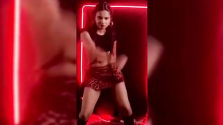 Indian Girl Nethmini Thisara Dance 2