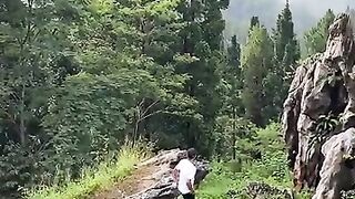 Banyak yang bilang viewnya seperti di Eropa, padahal ini di Banjarnegara
