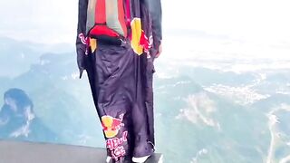 Flying man in china Landed safely lshort viral clips