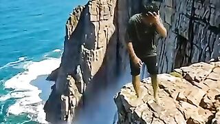 oversleep ????  #jump #climb #funny #video #reelsfyp