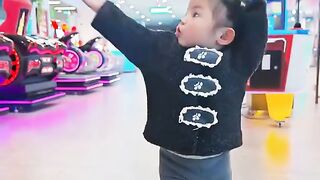 BABY QUEEN 18 #kids #funny #dance #viral