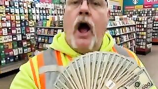 Hi everyone I am singlr,looking for a woman I will marry